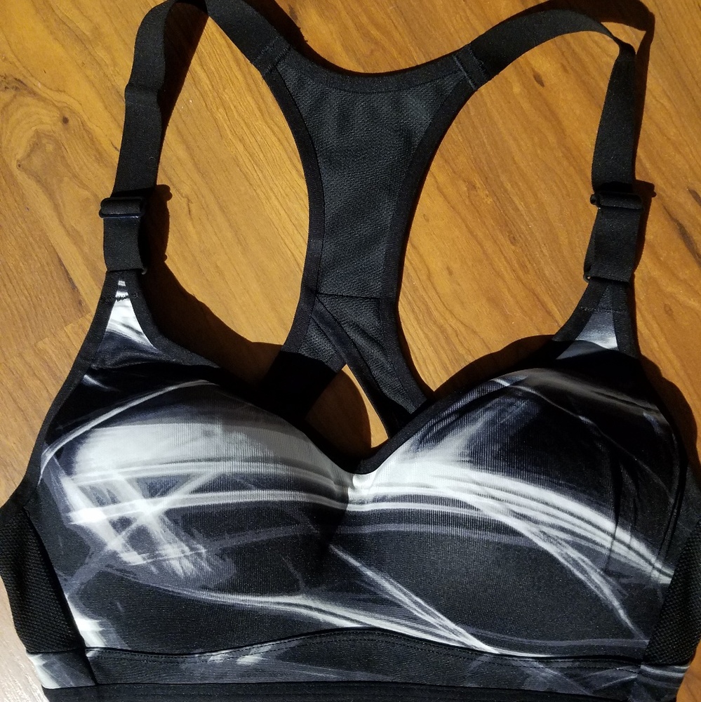 Victoria secret sport knockout bra